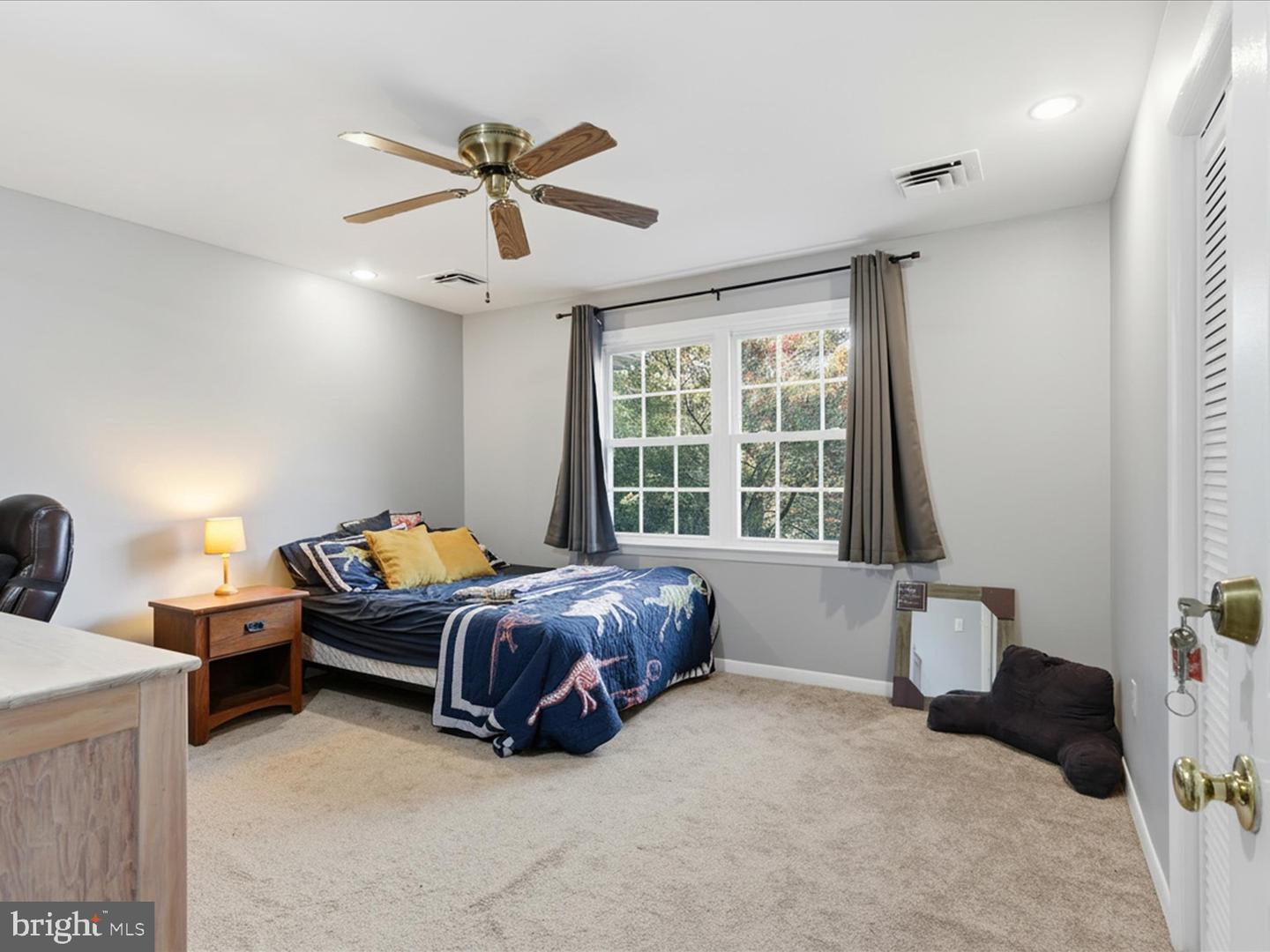 11130 CHAPEL RD, FAIRFAX STATION, Virginia 22039, 6 Bedrooms Bedrooms, ,4 BathroomsBathrooms,Residential,For sale,11130 CHAPEL RD,VAFX2280736 MLS # VAFX2280736