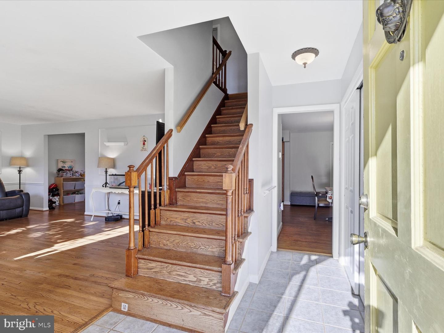 11130 CHAPEL RD, FAIRFAX STATION, Virginia 22039, 6 Bedrooms Bedrooms, ,4 BathroomsBathrooms,Residential,For sale,11130 CHAPEL RD,VAFX2280736 MLS # VAFX2280736