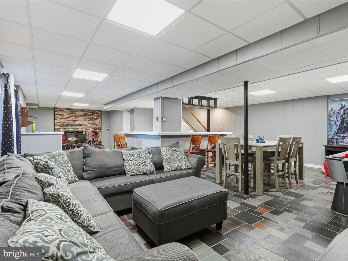 11130 CHAPEL RD, FAIRFAX STATION, Virginia 22039, 6 Bedrooms Bedrooms, ,4 BathroomsBathrooms,Residential,For sale,11130 CHAPEL RD,VAFX2280736 MLS # VAFX2280736