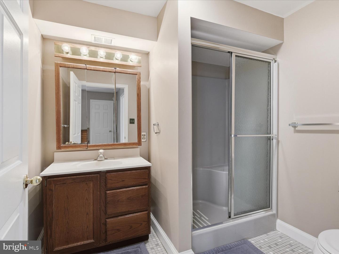 11130 CHAPEL RD, FAIRFAX STATION, Virginia 22039, 6 Bedrooms Bedrooms, ,4 BathroomsBathrooms,Residential,For sale,11130 CHAPEL RD,VAFX2280736 MLS # VAFX2280736