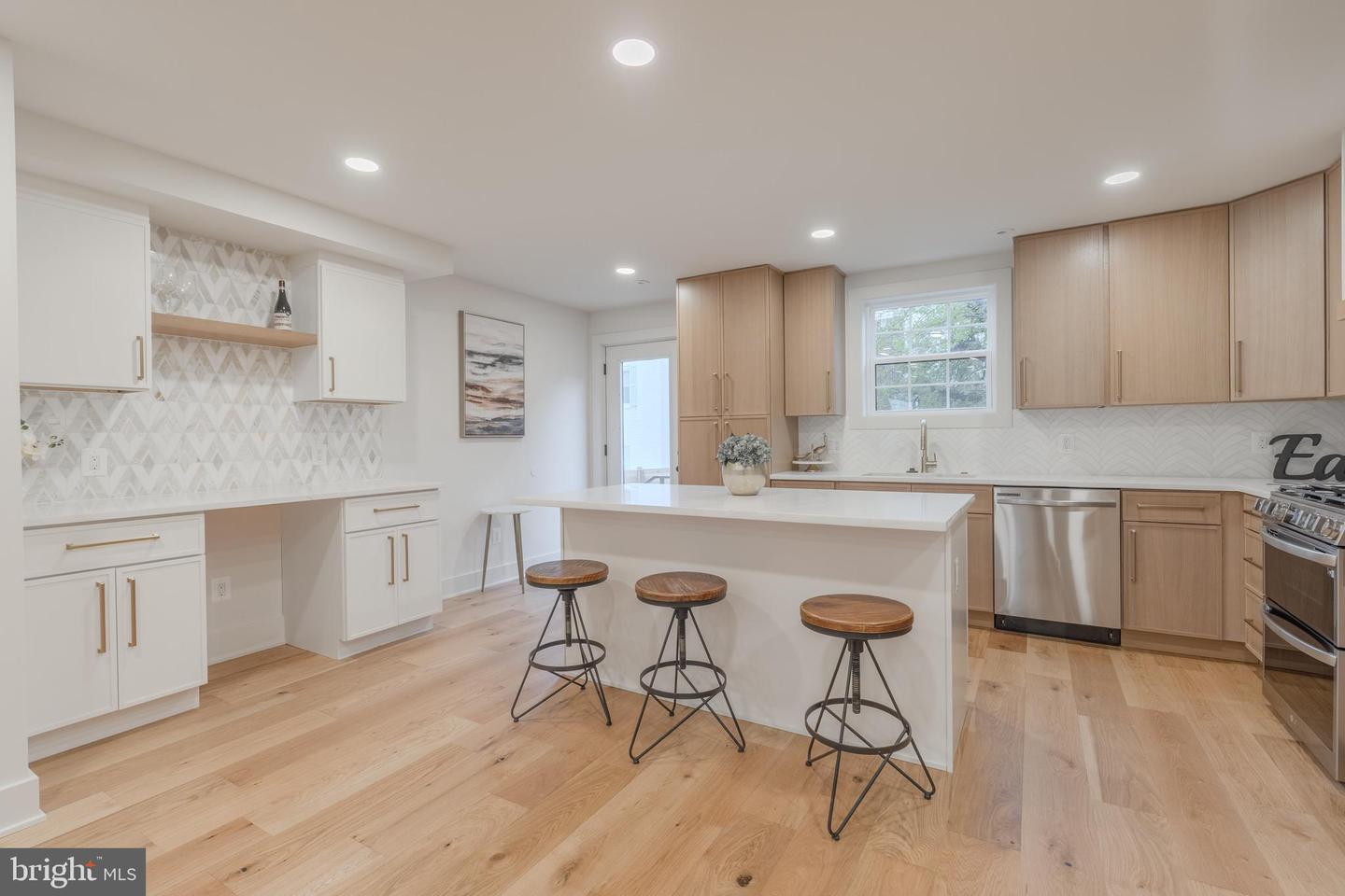 3107 MOSBY ST, ALEXANDRIA, Virginia 22305, 4 Bedrooms Bedrooms, ,3 BathroomsBathrooms,Residential,For sale,3107 MOSBY ST,VAAX2052102 MLS # VAAX2052102 3107 MOSBY ST, ALEXANDRIA, Virginia 22305, 4 Bedrooms Bedrooms, ,3 BathroomsBathrooms,Residential,For sale,3107 MOSBY ST,VAAX2052102 MLS # VAAX2052102