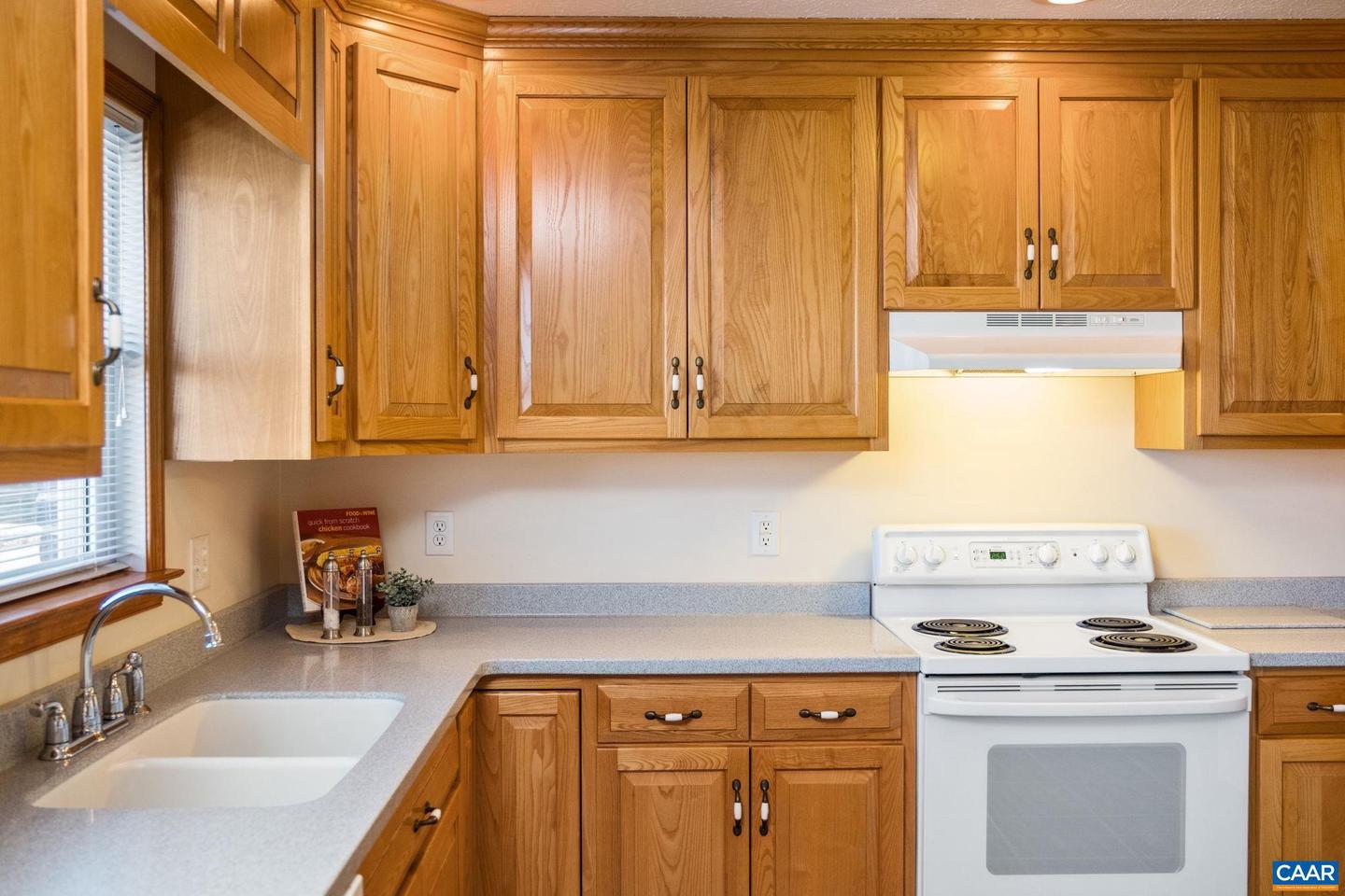 16 QUEENS CT, STUARTS DRAFT, Virginia 24477, 3 Bedrooms Bedrooms, ,3 BathroomsBathrooms,Residential,For sale,16 QUEENS CT,671515 MLS # 671515