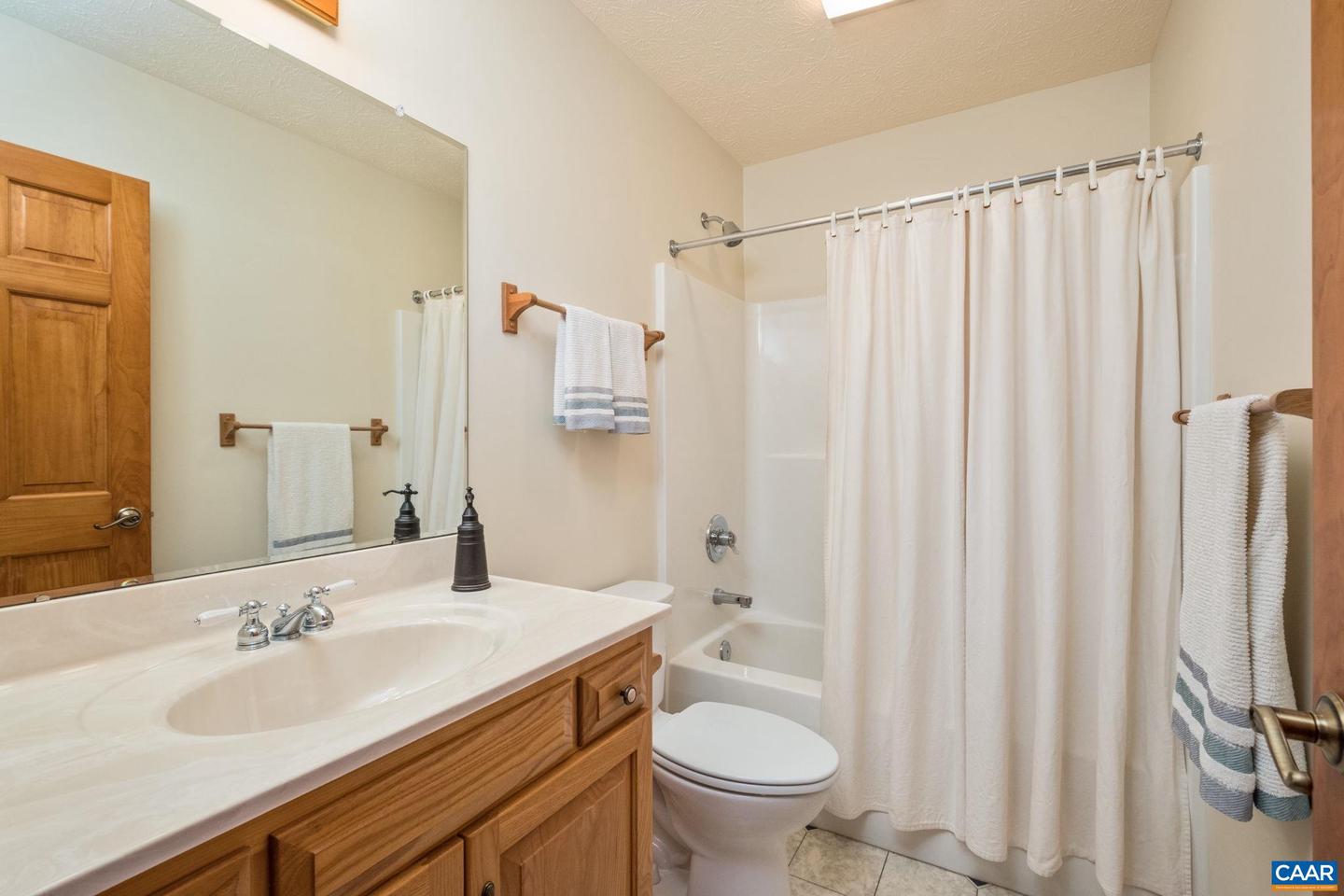 16 QUEENS CT, STUARTS DRAFT, Virginia 24477, 3 Bedrooms Bedrooms, ,3 BathroomsBathrooms,Residential,For sale,16 QUEENS CT,671515 MLS # 671515