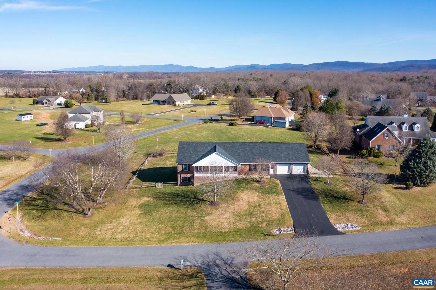 16 QUEENS CT, STUARTS DRAFT, Virginia 24477, 3 Bedrooms Bedrooms, ,3 BathroomsBathrooms,Residential,For sale,16 QUEENS CT,671515 MLS # 671515