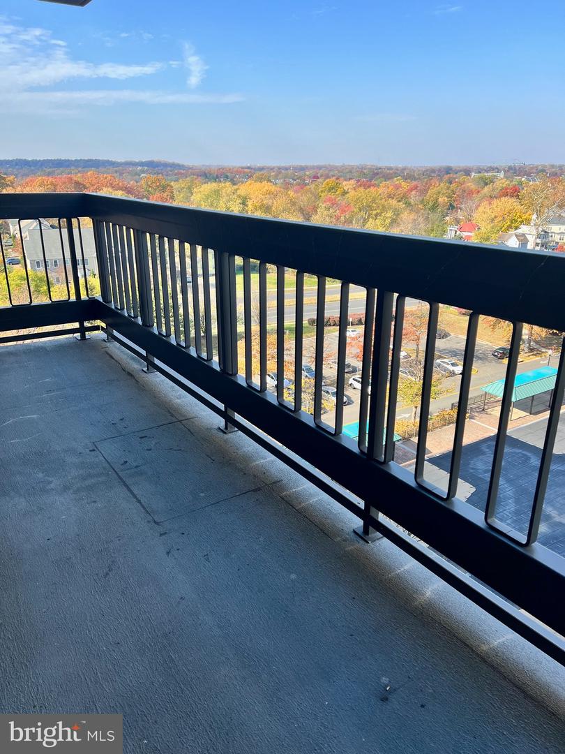 5501 SEMINARY RD #913S, FALLS CHURCH, Virginia 22041, 1 Bedroom Bedrooms, ,1 BathroomBathrooms,Residential,For sale,5501 SEMINARY RD #913S,VAFX2280994 MLS # VAFX2280994