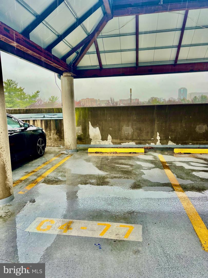 5501 SEMINARY RD #913S, FALLS CHURCH, Virginia 22041, 1 Bedroom Bedrooms, ,1 BathroomBathrooms,Residential,For sale,5501 SEMINARY RD #913S,VAFX2280994 MLS # VAFX2280994