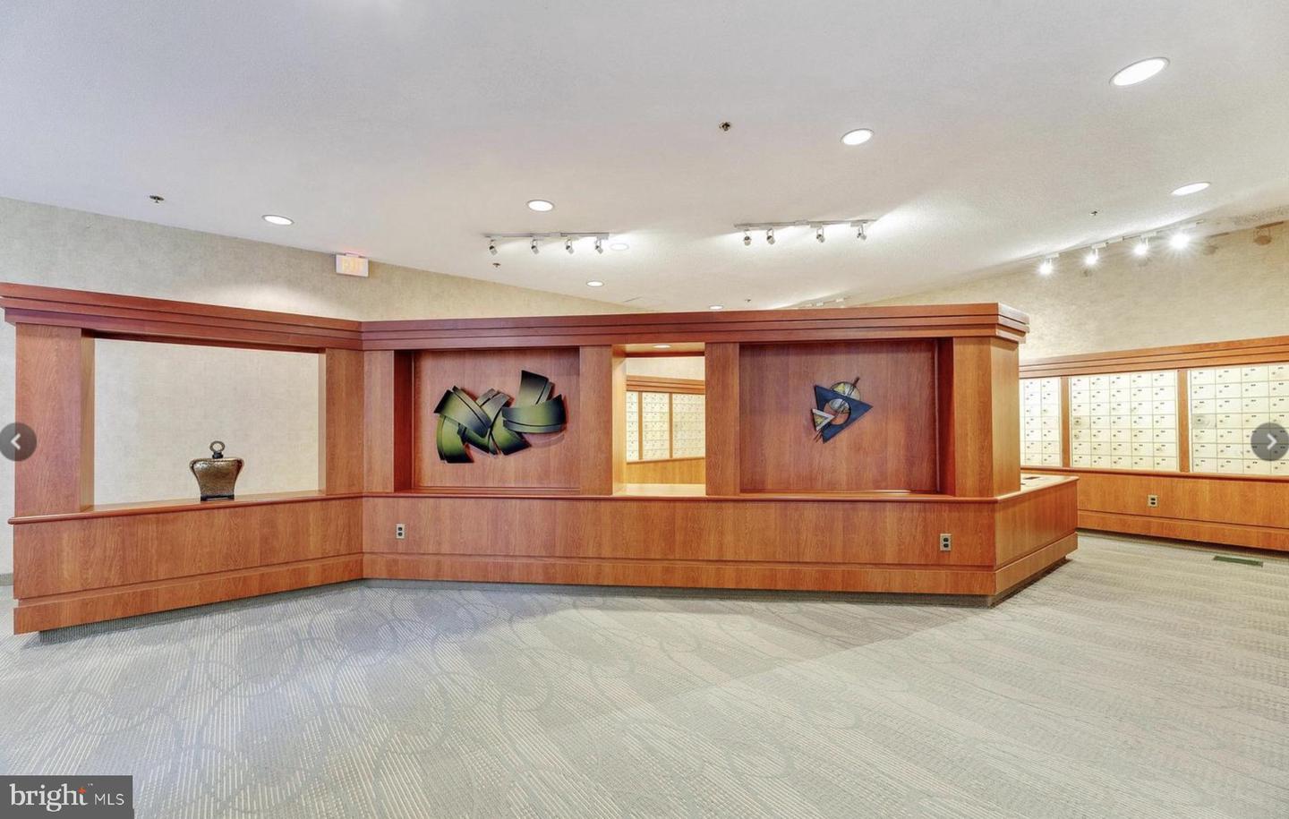 5501 SEMINARY RD #913S, FALLS CHURCH, Virginia 22041, 1 Bedroom Bedrooms, ,1 BathroomBathrooms,Residential,For sale,5501 SEMINARY RD #913S,VAFX2280994 MLS # VAFX2280994