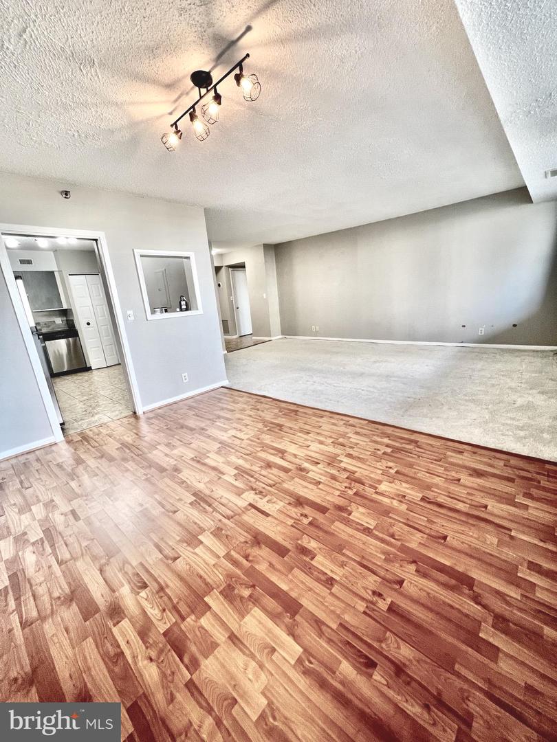 5501 SEMINARY RD #913S, FALLS CHURCH, Virginia 22041, 1 Bedroom Bedrooms, ,1 BathroomBathrooms,Residential,For sale,5501 SEMINARY RD #913S,VAFX2280994 MLS # VAFX2280994