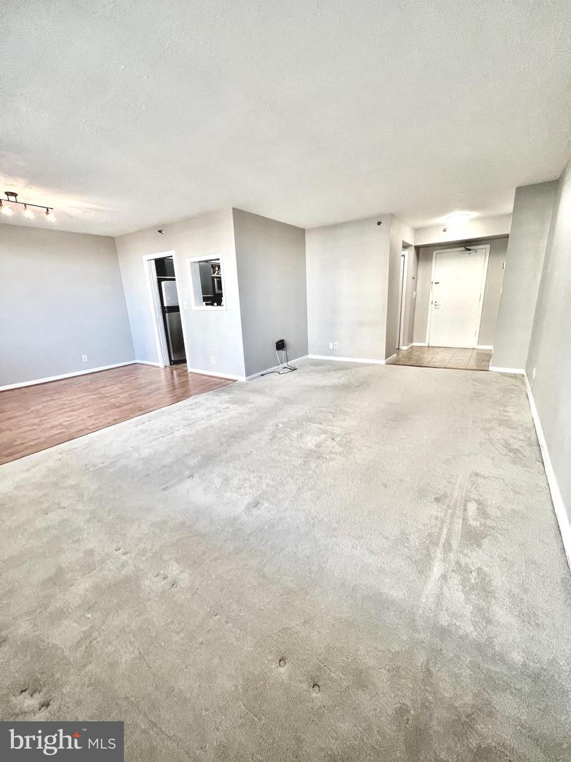 5501 SEMINARY RD #913S, FALLS CHURCH, Virginia 22041, 1 Bedroom Bedrooms, ,1 BathroomBathrooms,Residential,For sale,5501 SEMINARY RD #913S,VAFX2280994 MLS # VAFX2280994