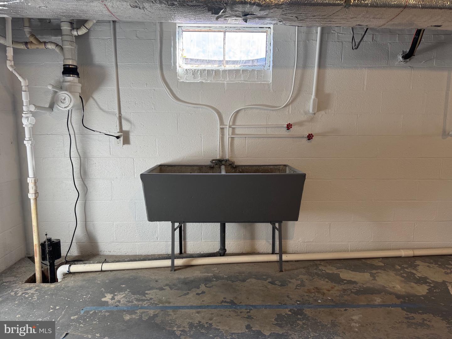 52 LAKE RD, LOTTSBURG, Virginia 22511, 3 Bedrooms Bedrooms, ,1 BathroomBathrooms,Residential,For sale,52 LAKE RD,VANV2001826 MLS # VANV2001826