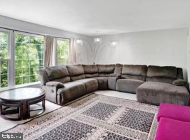 7916 CENTRAL PARK CIR, ALEXANDRIA, Virginia 22309, 4 Bedrooms Bedrooms, ,2 BathroomsBathrooms,Residential,For sale,7916 CENTRAL PARK CIR,VAFX2280998 MLS # VAFX2280998