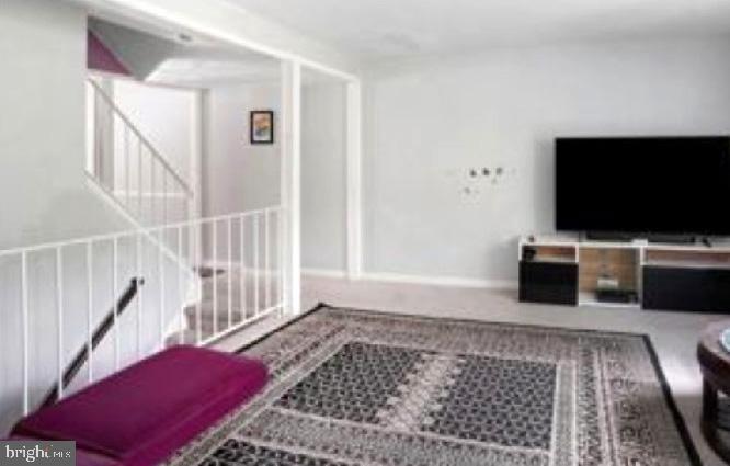 7916 CENTRAL PARK CIR, ALEXANDRIA, Virginia 22309, 4 Bedrooms Bedrooms, ,2 BathroomsBathrooms,Residential,For sale,7916 CENTRAL PARK CIR,VAFX2280998 MLS # VAFX2280998