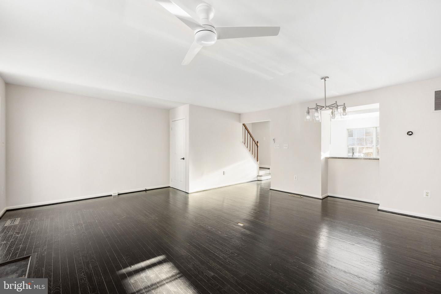 3681 DAHLGREN PL, DUMFRIES, Virginia 22026, 3 Bedrooms Bedrooms, 10 Rooms Rooms,2 BathroomsBathrooms,Residential,For sale,3681 DAHLGREN PL,VAPW2108526 MLS # VAPW2108526