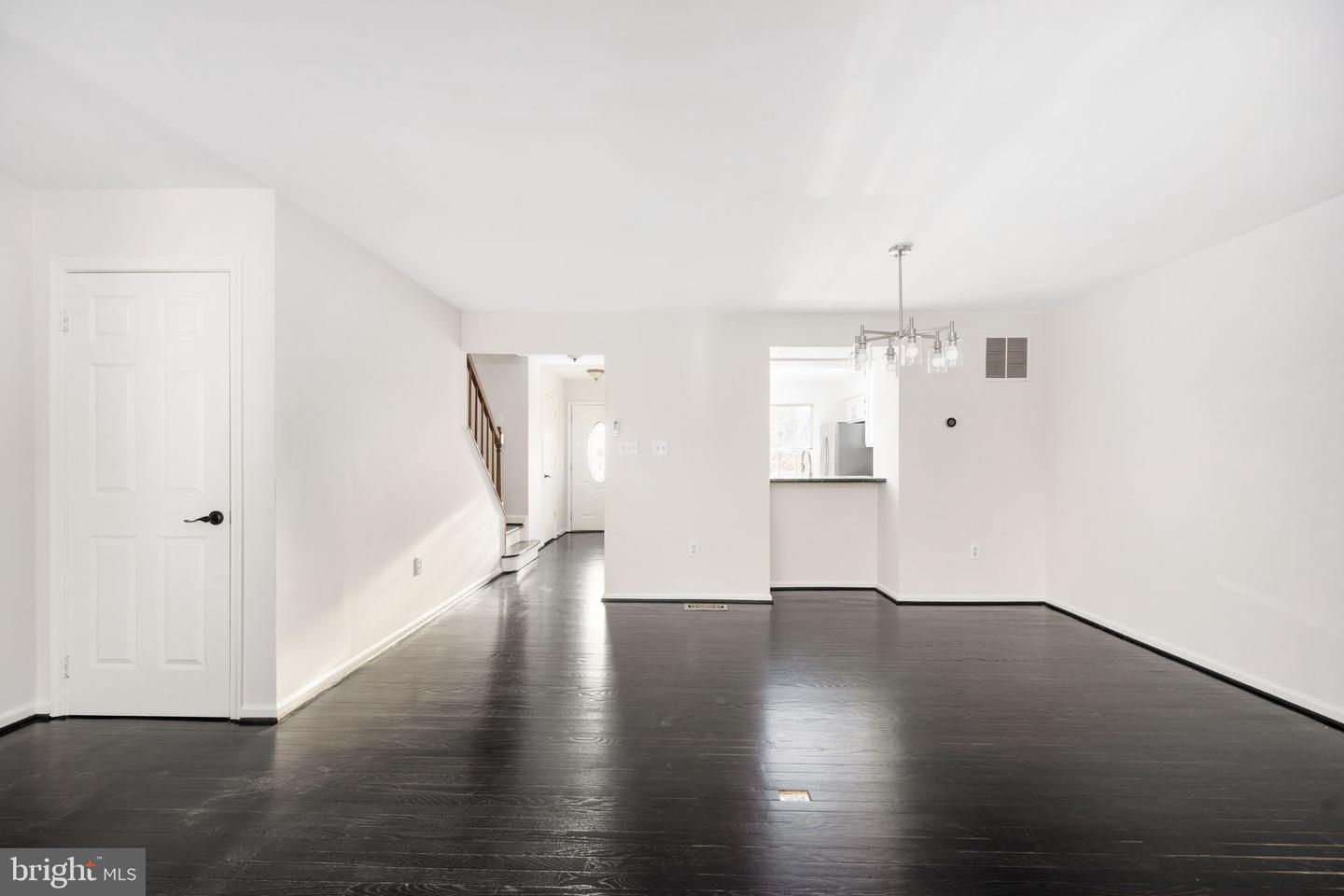 3681 DAHLGREN PL, DUMFRIES, Virginia 22026, 3 Bedrooms Bedrooms, 10 Rooms Rooms,2 BathroomsBathrooms,Residential,For sale,3681 DAHLGREN PL,VAPW2108526 MLS # VAPW2108526