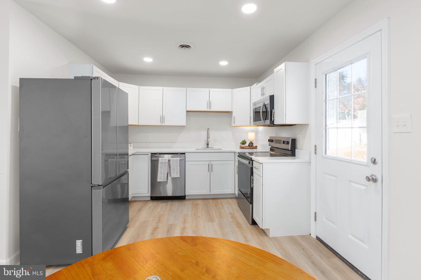 171 LONGSTREET AVE, FREDERICKSBURG, Virginia 22401, 3 Bedrooms Bedrooms, ,2 BathroomsBathrooms,Residential,For sale,171 LONGSTREET AVE,VAFB2009366 MLS # VAFB2009366 171 LONGSTREET AVE, FREDERICKSBURG, Virginia 22401, 3 Bedrooms Bedrooms, ,2 BathroomsBathrooms,Residential,For sale,171 LONGSTREET AVE,VAFB2009366 MLS # VAFB2009366