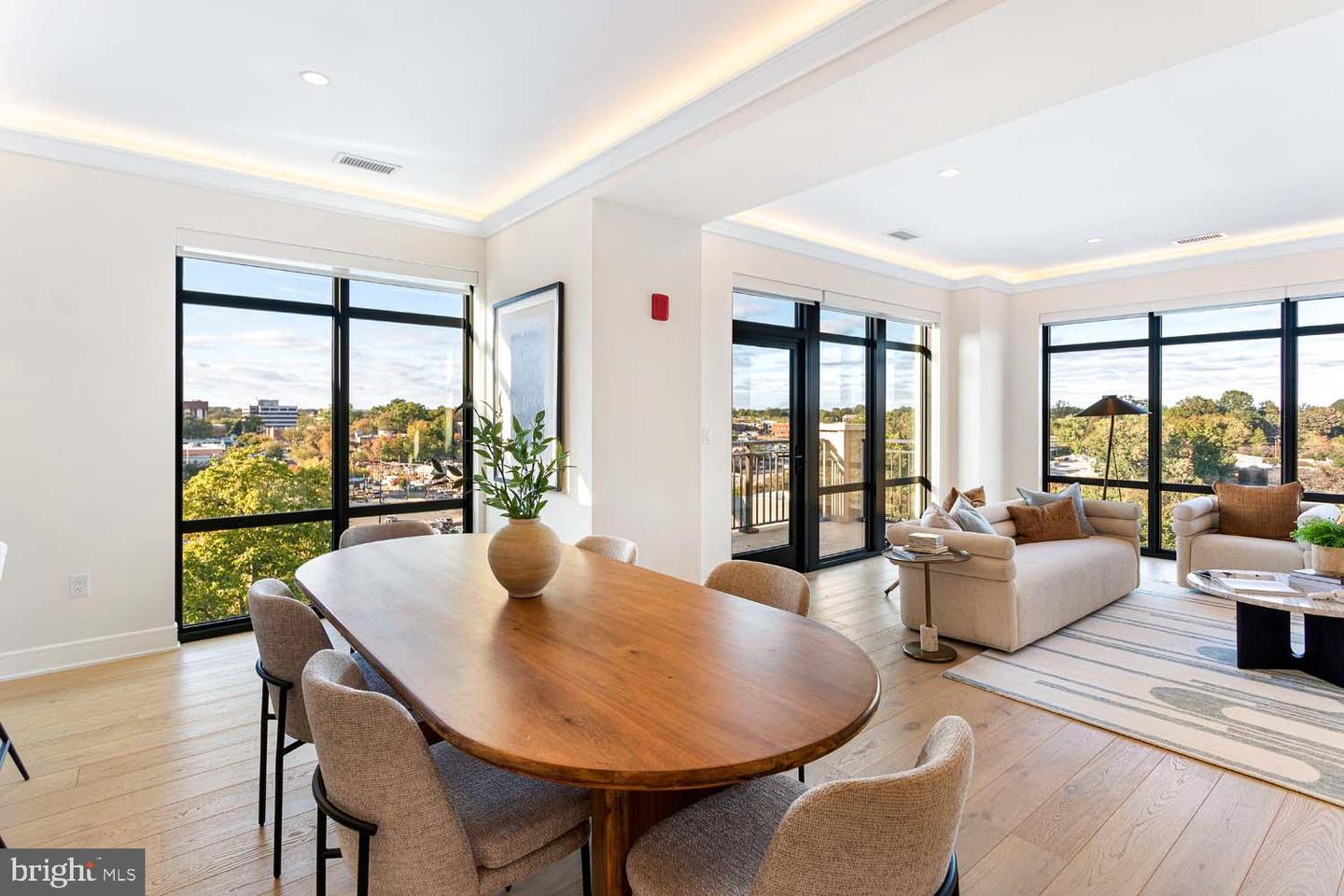 6718 LOWELL AVE #702, MCLEAN, Virginia 22101, 2 Bedrooms Bedrooms, ,2 BathroomsBathrooms,Residential,For sale,6718 LOWELL AVE #702,VAFX2281014 MLS # VAFX2281014