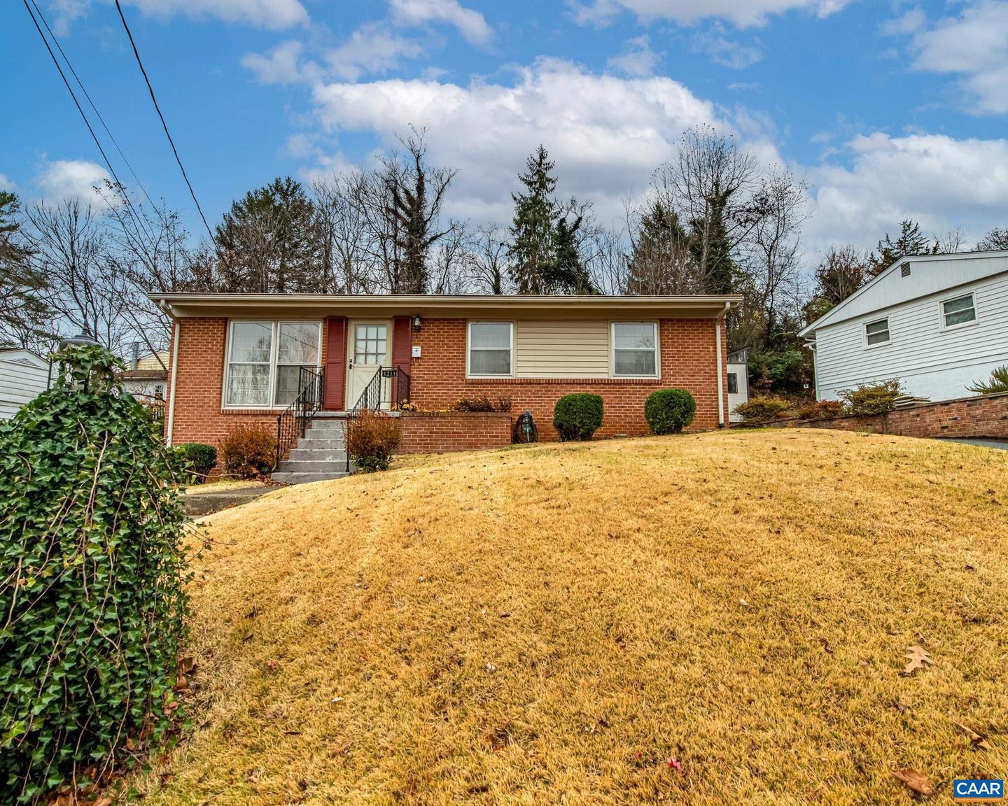 1211 HOLMES AVE, CHARLOTTESVILLE, Virginia 22901, 3 Bedrooms Bedrooms, ,1 BathroomBathrooms,Residential,For sale,1211 HOLMES AVE,671559 MLS # 671559 1211 HOLMES AVE, CHARLOTTESVILLE, Virginia 22901, 3 Bedrooms Bedrooms, ,1 BathroomBathrooms,Residential,For sale,1211 HOLMES AVE,671559 MLS # 671559