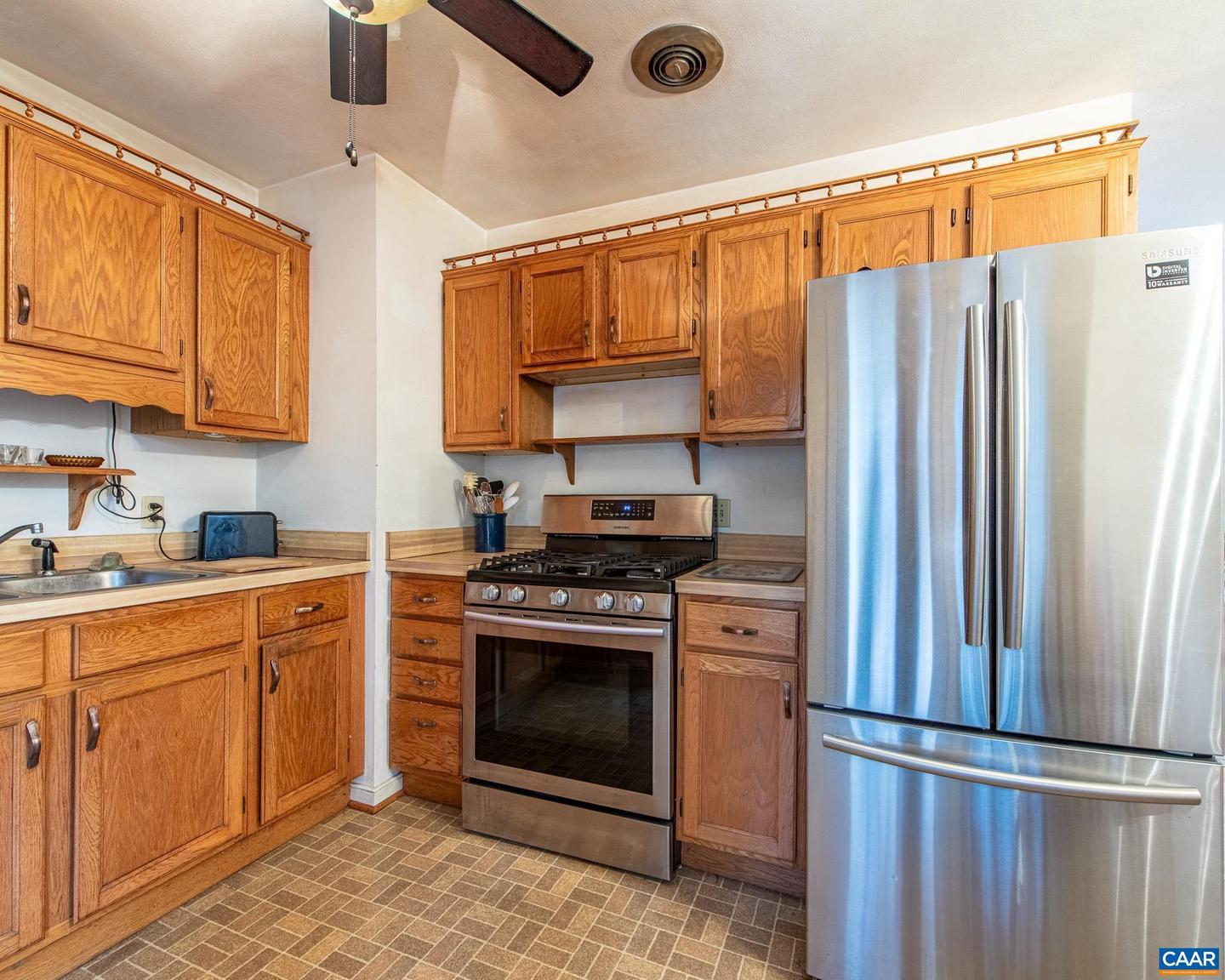 1211 HOLMES AVE, CHARLOTTESVILLE, Virginia 22901, 3 Bedrooms Bedrooms, ,1 BathroomBathrooms,Residential,For sale,1211 HOLMES AVE,671559 MLS # 671559 1211 HOLMES AVE, CHARLOTTESVILLE, Virginia 22901, 3 Bedrooms Bedrooms, ,1 BathroomBathrooms,Residential,For sale,1211 HOLMES AVE,671559 MLS # 671559