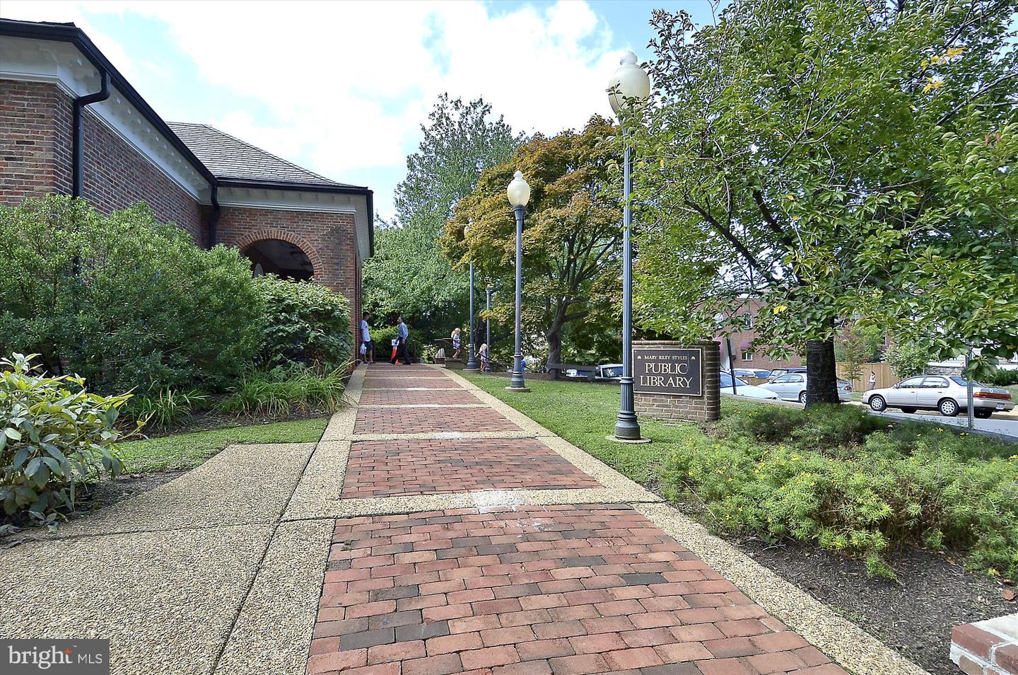 7592-K LAKESIDE VILLAGE DR, FALLS CHURCH, Virginia 22042, 1 Bedroom Bedrooms, ,1 BathroomBathrooms,Residential,For sale,7592-K LAKESIDE VILLAGE DR,VAFX2281052 MLS # VAFX2281052