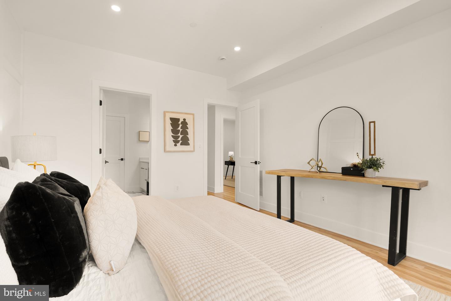 1251 MORSE ST NE #B, WASHINGTON, District Of Columbia 20002, 3 Bedrooms Bedrooms, ,2 BathroomsBathrooms,Residential,For sale,1251 MORSE ST NE #B,DCDC2233542 MLS # DCDC2233542