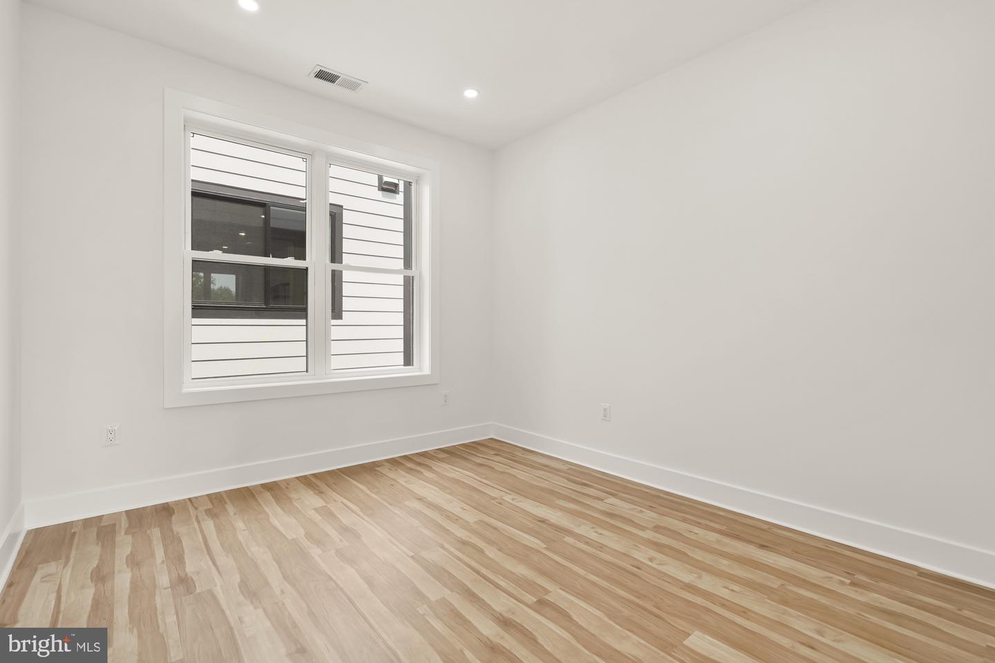 1251 MORSE ST NE #PH, WASHINGTON, District Of Columbia 20002, 3 Bedrooms Bedrooms, ,2 BathroomsBathrooms,Residential,For sale,1251 MORSE ST NE #PH,DCDC2233546 MLS # DCDC2233546 1251 MORSE ST NE #PH, WASHINGTON, District Of Columbia 20002, 3 Bedrooms Bedrooms, ,2 BathroomsBathrooms,Residential,For sale,1251 MORSE ST NE #PH,DCDC2233546 MLS # DCDC2233546