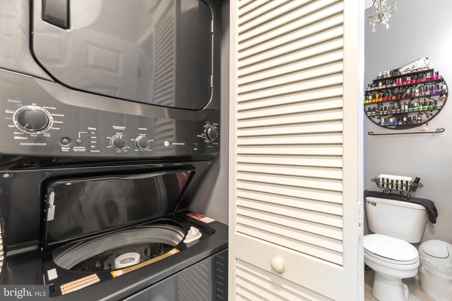 5108 DONOVAN DR #105, ALEXANDRIA, Virginia 22304, 1 Bedroom Bedrooms, ,1 BathroomBathrooms,Residential,For sale,5108 DONOVAN DR #105,VAAX2052140 MLS # VAAX2052140