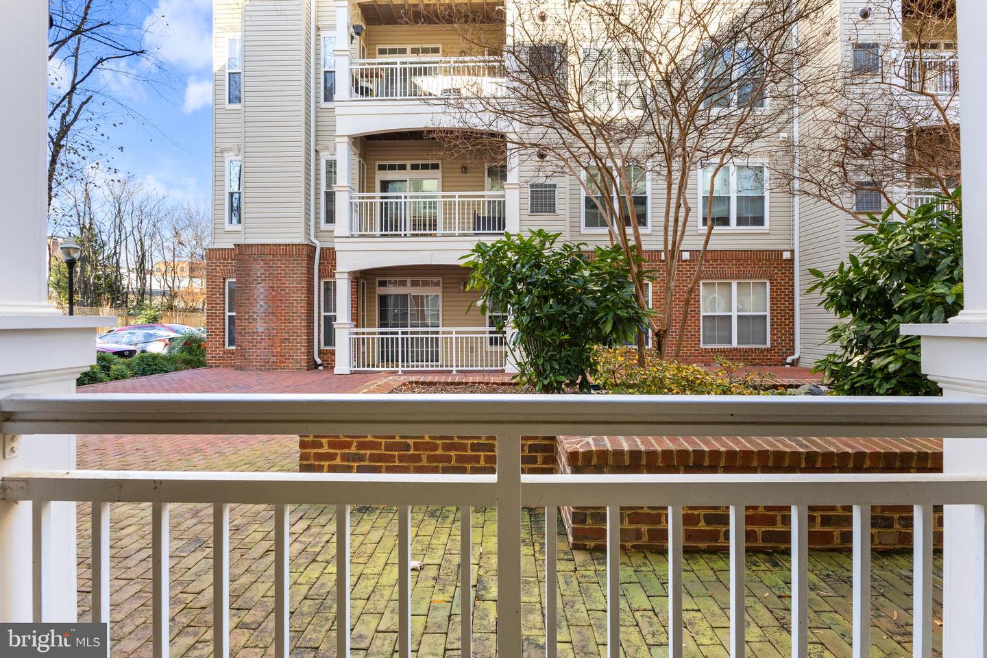 5108 DONOVAN DR #105, ALEXANDRIA, Virginia 22304, 1 Bedroom Bedrooms, ,1 BathroomBathrooms,Residential,For sale,5108 DONOVAN DR #105,VAAX2052140 MLS # VAAX2052140
