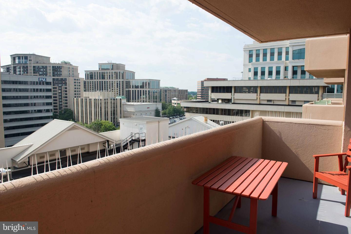 1301 N COURTHOUSE RD #1507, ARLINGTON, Virginia 22201, 2 Bedrooms Bedrooms, ,2 BathroomsBathrooms,Residential,For sale,1301 N COURTHOUSE RD #1507,VAAR2066550 MLS # VAAR2066550