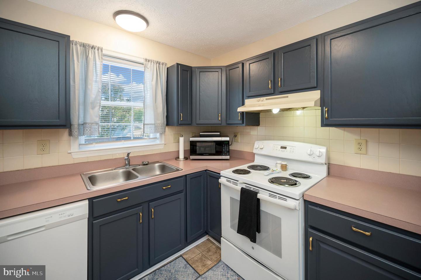 11514 WOODLAND VIEW DR, FREDERICKSBURG, Virginia 22407, 4 Bedrooms Bedrooms, ,2 BathroomsBathrooms,Residential,For sale,11514 WOODLAND VIEW DR,VASP2037914 MLS # VASP2037914 11514 WOODLAND VIEW DR, FREDERICKSBURG, Virginia 22407, 4 Bedrooms Bedrooms, ,2 BathroomsBathrooms,Residential,For sale,11514 WOODLAND VIEW DR,VASP2037914 MLS # VASP2037914