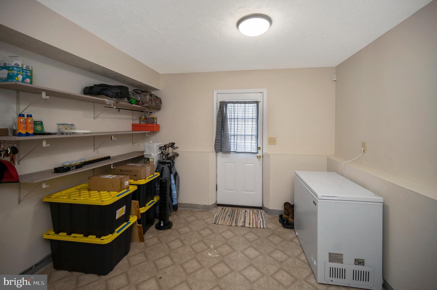 11514 WOODLAND VIEW DR, FREDERICKSBURG, Virginia 22407, 4 Bedrooms Bedrooms, ,2 BathroomsBathrooms,Residential,For sale,11514 WOODLAND VIEW DR,VASP2037914 MLS # VASP2037914 11514 WOODLAND VIEW DR, FREDERICKSBURG, Virginia 22407, 4 Bedrooms Bedrooms, ,2 BathroomsBathrooms,Residential,For sale,11514 WOODLAND VIEW DR,VASP2037914 MLS # VASP2037914