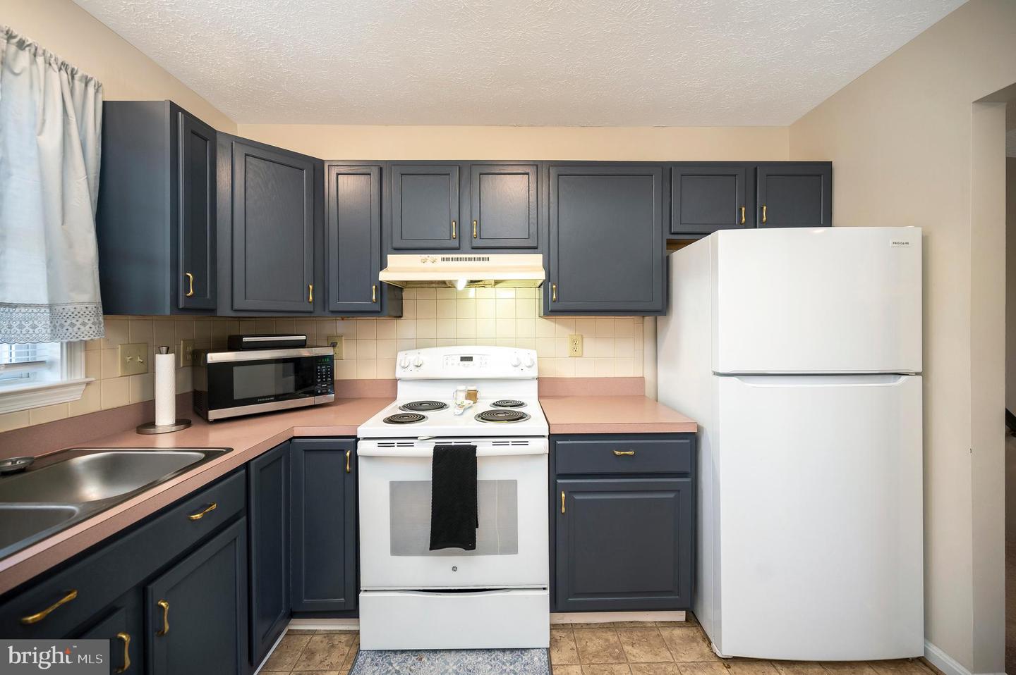 11514 WOODLAND VIEW DR, FREDERICKSBURG, Virginia 22407, 4 Bedrooms Bedrooms, ,2 BathroomsBathrooms,Residential,For sale,11514 WOODLAND VIEW DR,VASP2037914 MLS # VASP2037914 11514 WOODLAND VIEW DR, FREDERICKSBURG, Virginia 22407, 4 Bedrooms Bedrooms, ,2 BathroomsBathrooms,Residential,For sale,11514 WOODLAND VIEW DR,VASP2037914 MLS # VASP2037914