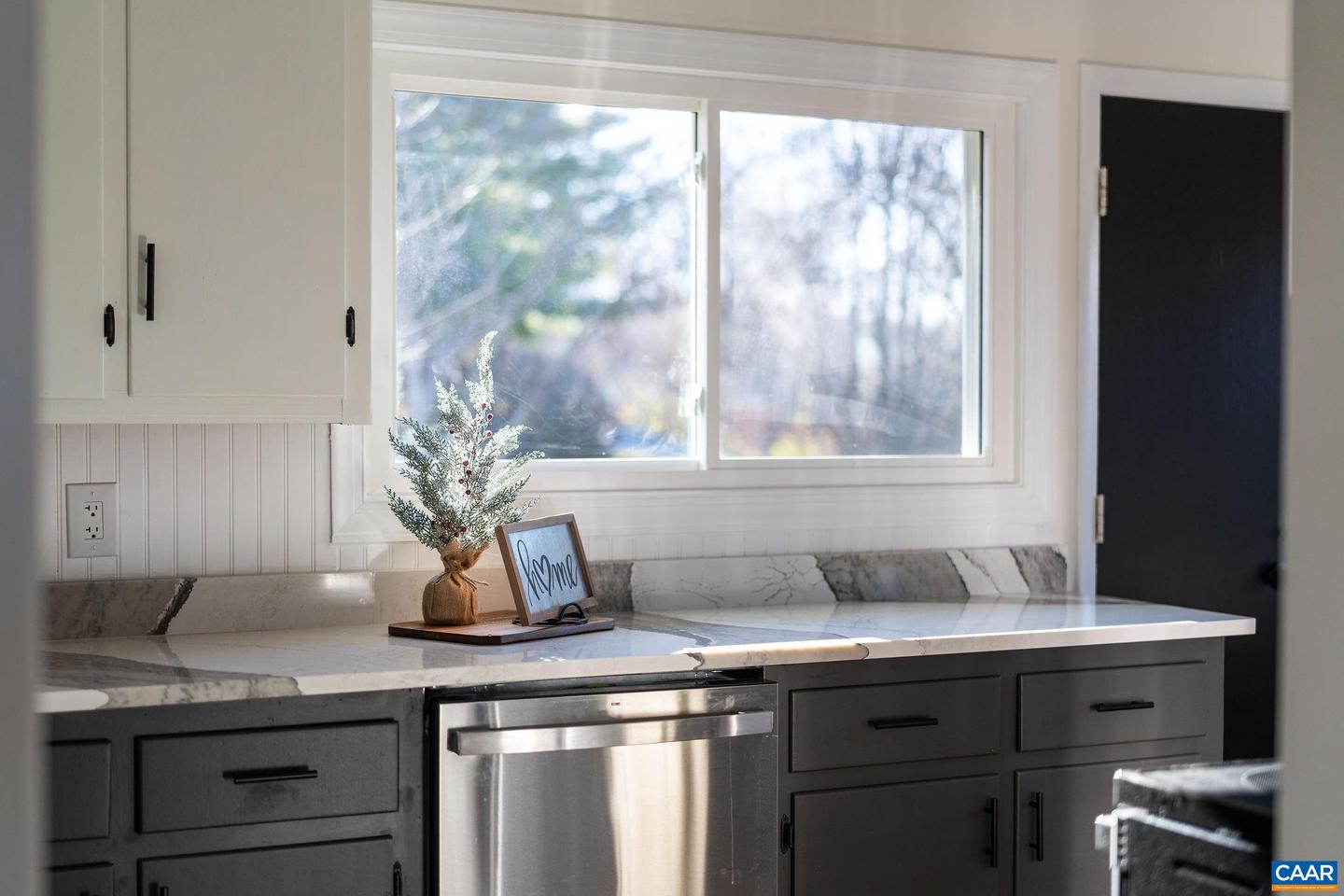 106 HENRY AVE, WAYNESBORO, Virginia 22980, 4 Bedrooms Bedrooms, ,2 BathroomsBathrooms,Residential,For sale,106 HENRY AVE,671573 MLS # 671573 106 HENRY AVE, WAYNESBORO, Virginia 22980, 4 Bedrooms Bedrooms, ,2 BathroomsBathrooms,Residential,For sale,106 HENRY AVE,671573 MLS # 671573