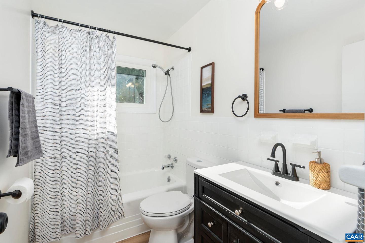 106 HENRY AVE, WAYNESBORO, Virginia 22980, 4 Bedrooms Bedrooms, ,2 BathroomsBathrooms,Residential,For sale,106 HENRY AVE,671573 MLS # 671573 106 HENRY AVE, WAYNESBORO, Virginia 22980, 4 Bedrooms Bedrooms, ,2 BathroomsBathrooms,Residential,For sale,106 HENRY AVE,671573 MLS # 671573