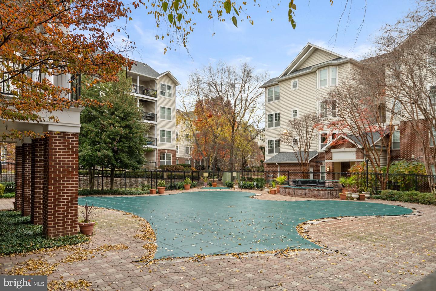 1570 SPRING GATE DR #7406, MCLEAN, Virginia 22102, 1 Bedroom Bedrooms, 4 Rooms Rooms,1 BathroomBathrooms,Residential,For sale,1570 SPRING GATE DR #7406,VAFX2281266 MLS # VAFX2281266 1570 SPRING GATE DR #7406, MCLEAN, Virginia 22102, 1 Bedroom Bedrooms, 4 Rooms Rooms,1 BathroomBathrooms,Residential,For sale,1570 SPRING GATE DR #7406,VAFX2281266 MLS # VAFX2281266