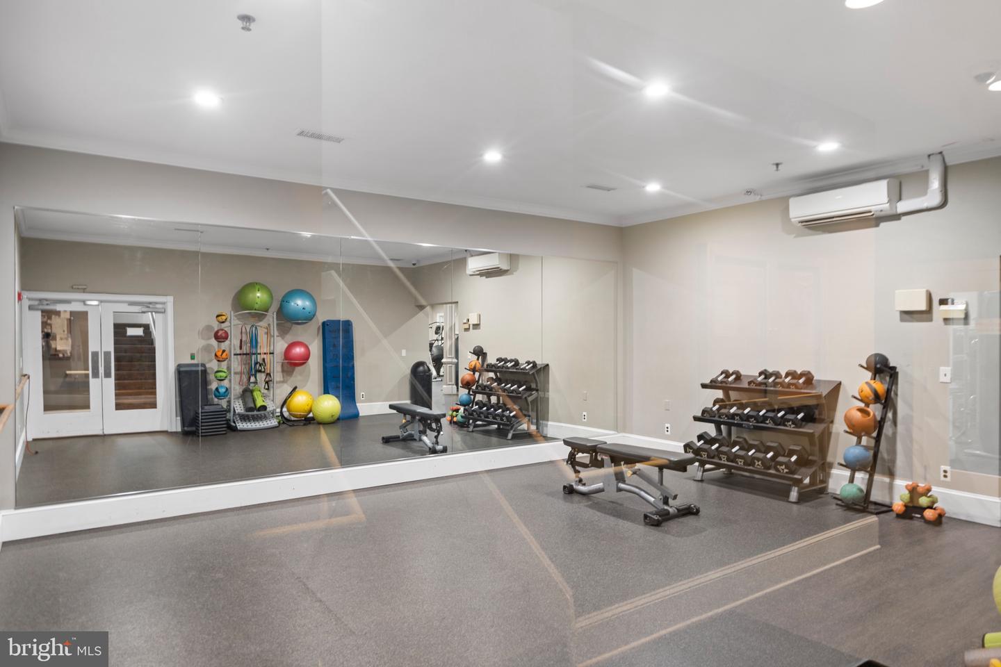 1570 SPRING GATE DR #7406, MCLEAN, Virginia 22102, 1 Bedroom Bedrooms, 4 Rooms Rooms,1 BathroomBathrooms,Residential,For sale,1570 SPRING GATE DR #7406,VAFX2281266 MLS # VAFX2281266 1570 SPRING GATE DR #7406, MCLEAN, Virginia 22102, 1 Bedroom Bedrooms, 4 Rooms Rooms,1 BathroomBathrooms,Residential,For sale,1570 SPRING GATE DR #7406,VAFX2281266 MLS # VAFX2281266