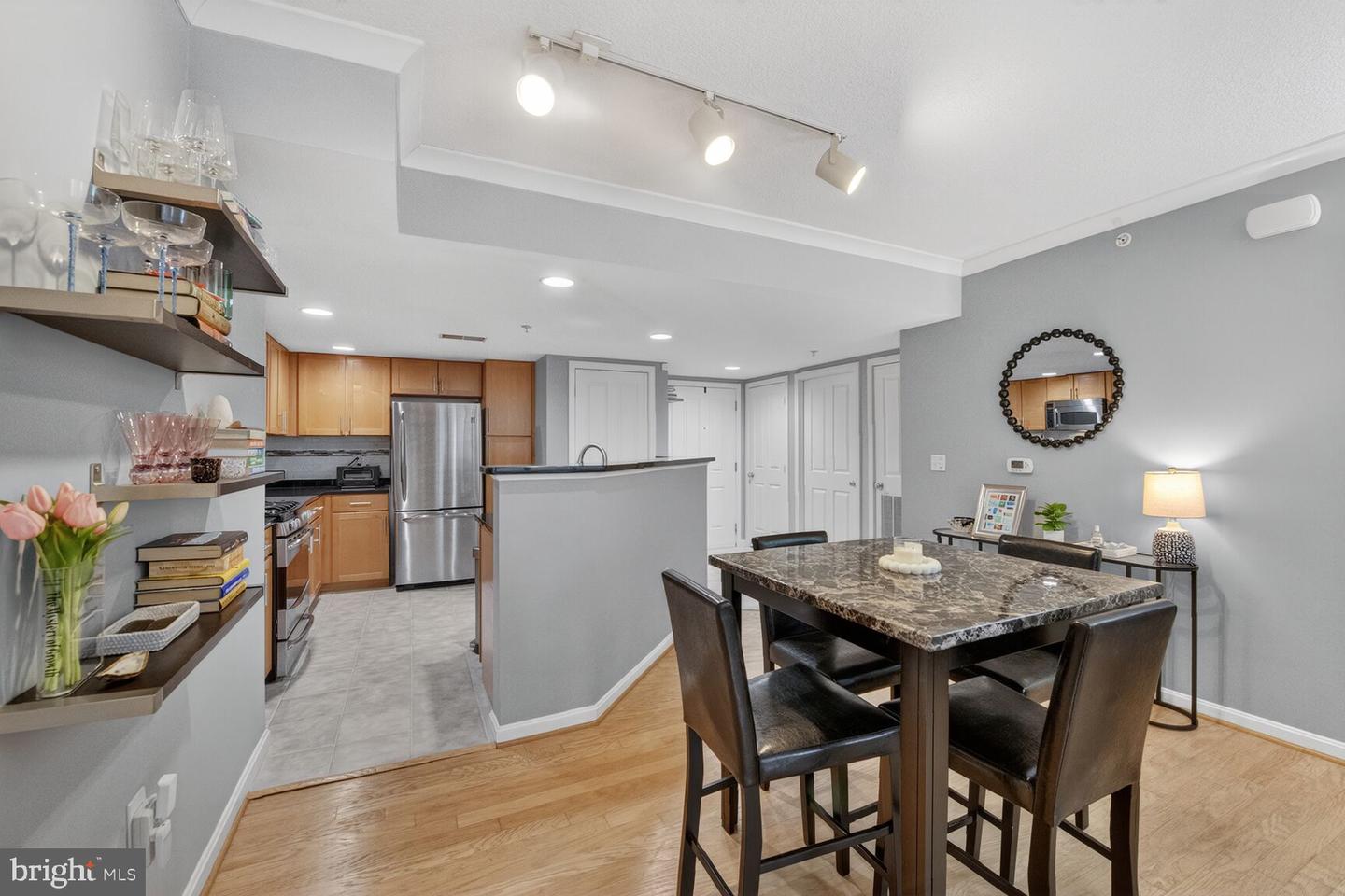 2220 FAIRFAX DR #707, ARLINGTON, Virginia 22201, 2 Bedrooms Bedrooms, ,2 BathroomsBathrooms,Residential,For sale,2220 FAIRFAX DR #707,VAAR2066566 MLS # VAAR2066566