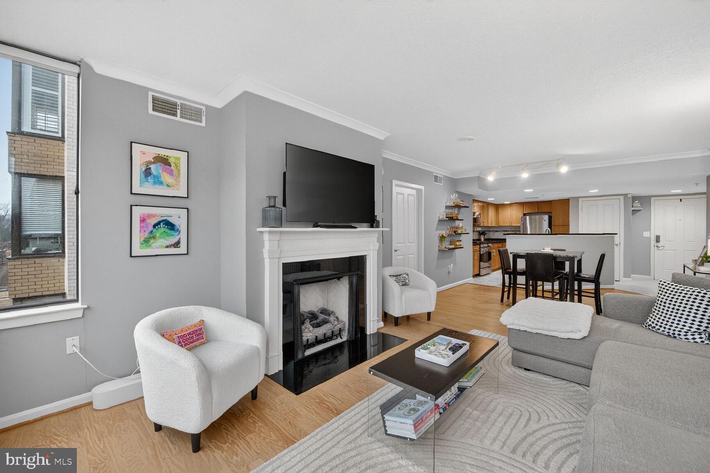 2220 FAIRFAX DR #707, ARLINGTON, Virginia 22201, 2 Bedrooms Bedrooms, ,2 BathroomsBathrooms,Residential,For sale,2220 FAIRFAX DR #707,VAAR2066566 MLS # VAAR2066566