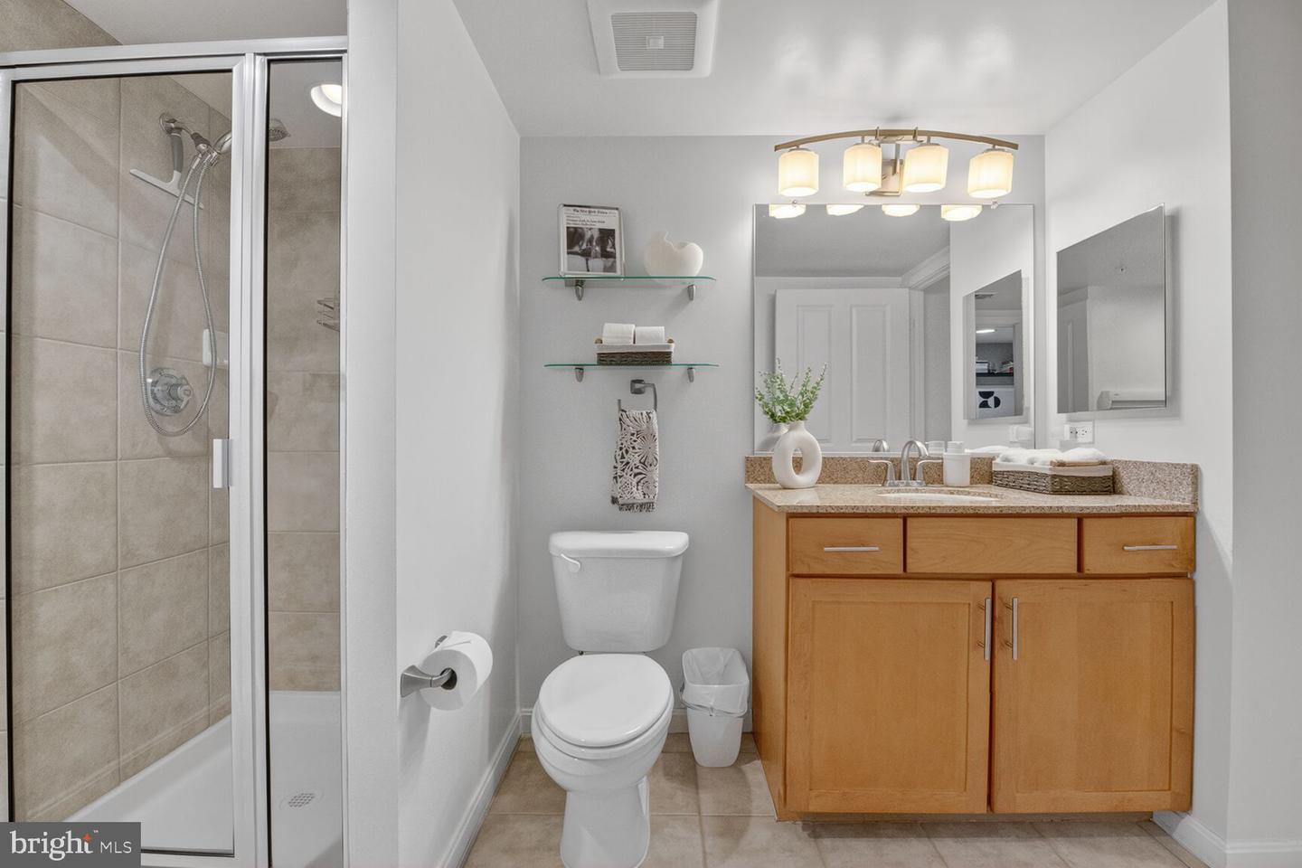 2220 FAIRFAX DR #707, ARLINGTON, Virginia 22201, 2 Bedrooms Bedrooms, ,2 BathroomsBathrooms,Residential,For sale,2220 FAIRFAX DR #707,VAAR2066566 MLS # VAAR2066566