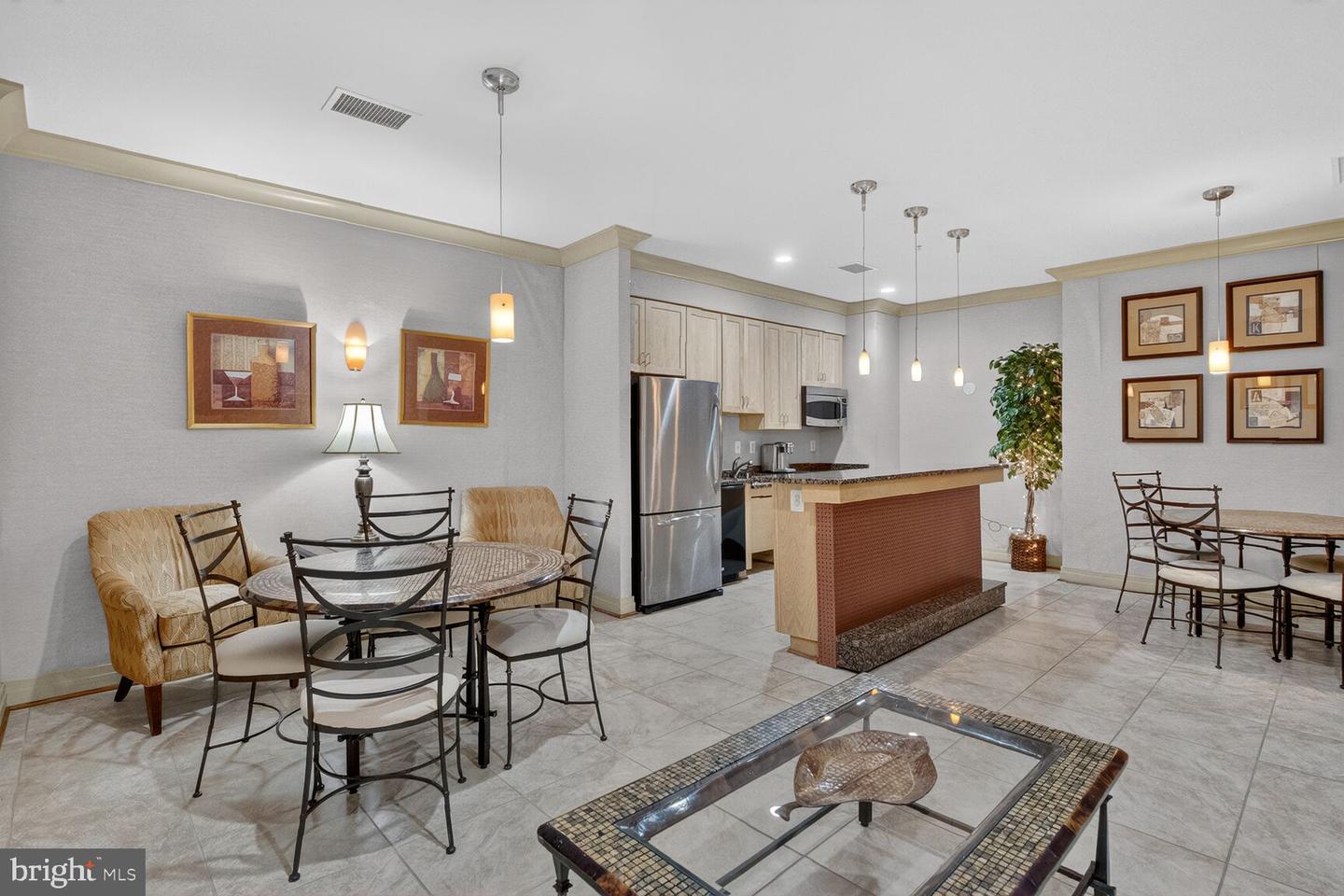 2220 FAIRFAX DR #707, ARLINGTON, Virginia 22201, 2 Bedrooms Bedrooms, ,2 BathroomsBathrooms,Residential,For sale,2220 FAIRFAX DR #707,VAAR2066566 MLS # VAAR2066566