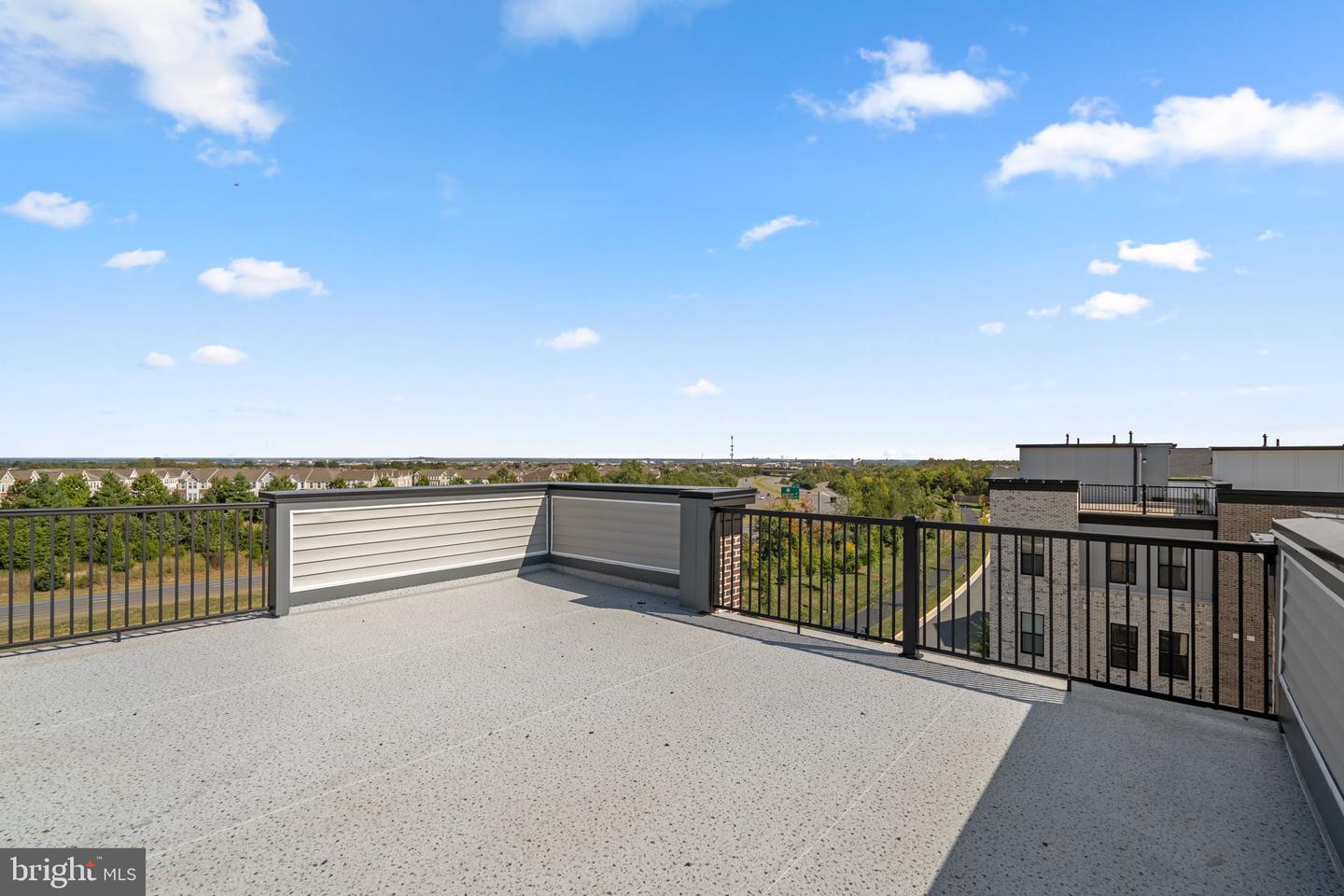 21823 BECKHORN STATION TER, BROADLANDS, Virginia 20148, 3 Bedrooms Bedrooms, ,2 BathroomsBathrooms,Residential,For sale,21823 BECKHORN STATION TER,VALO2111880 MLS # VALO2111880