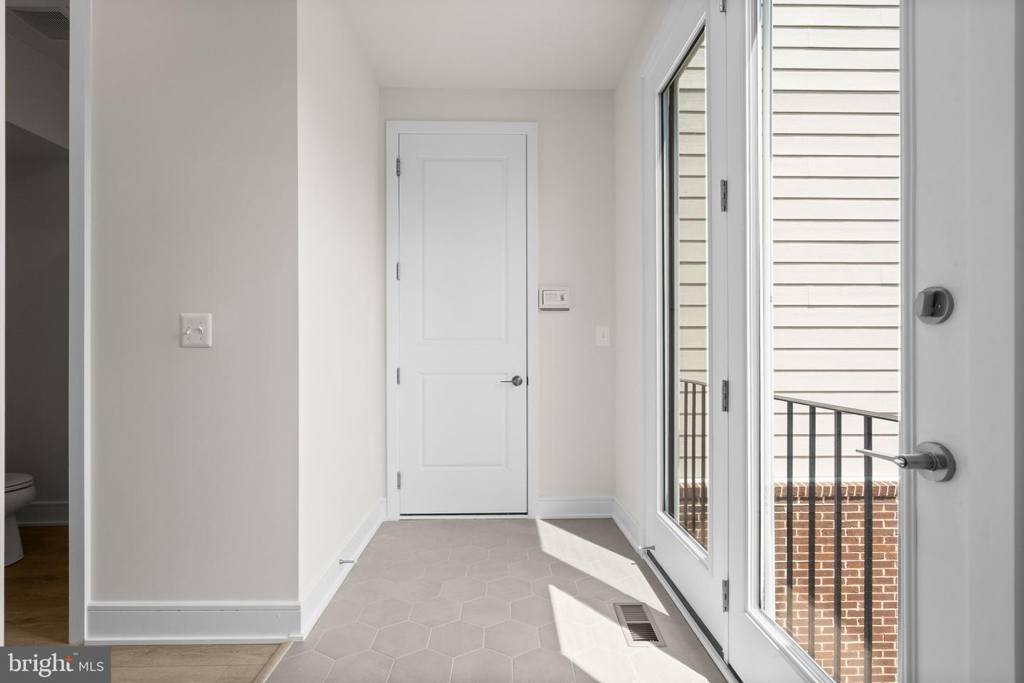 1013 CAPTAIN RICHARDS CT, MARSHALL, Virginia 20115, 3 Bedrooms Bedrooms, ,3 BathroomsBathrooms,Residential,For sale,1013 CAPTAIN RICHARDS CT,VAFQ2019812 MLS # VAFQ2019812