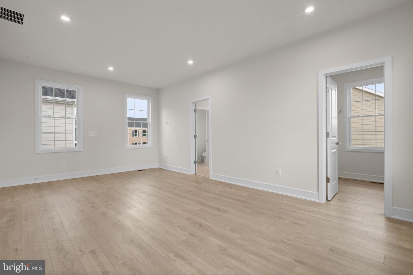 1013 CAPTAIN RICHARDS CT, MARSHALL, Virginia 20115, 3 Bedrooms Bedrooms, ,3 BathroomsBathrooms,Residential,For sale,1013 CAPTAIN RICHARDS CT,VAFQ2019812 MLS # VAFQ2019812