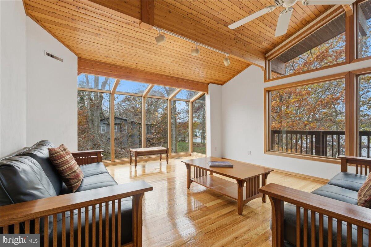 307 MEADOW POINT DR, MONETA, Virginia 24121, 3 Bedrooms Bedrooms, ,3 BathroomsBathrooms,Residential,For sale,307 MEADOW POINT DR,VABV2000260 MLS # VABV2000260 307 MEADOW POINT DR, MONETA, Virginia 24121, 3 Bedrooms Bedrooms, ,3 BathroomsBathrooms,Residential,For sale,307 MEADOW POINT DR,VABV2000260 MLS # VABV2000260