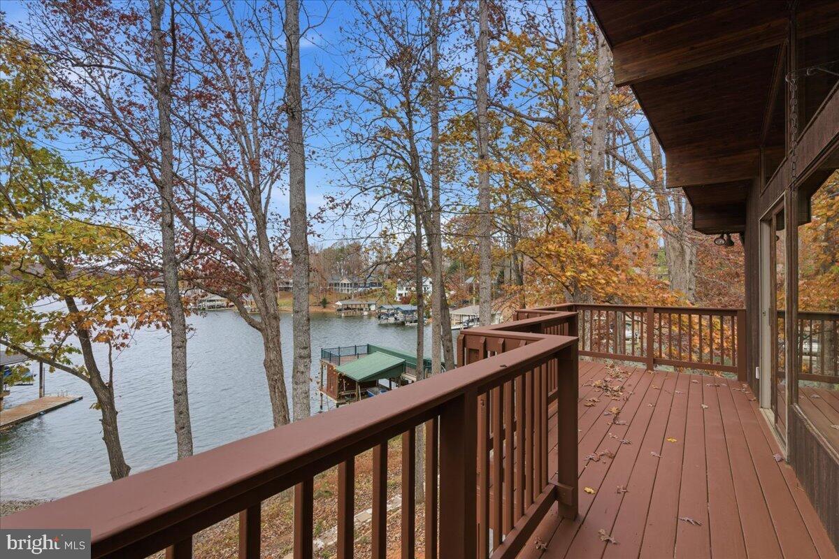 307 MEADOW POINT DR, MONETA, Virginia 24121, 3 Bedrooms Bedrooms, ,3 BathroomsBathrooms,Residential,For sale,307 MEADOW POINT DR,VABV2000260 MLS # VABV2000260 307 MEADOW POINT DR, MONETA, Virginia 24121, 3 Bedrooms Bedrooms, ,3 BathroomsBathrooms,Residential,For sale,307 MEADOW POINT DR,VABV2000260 MLS # VABV2000260