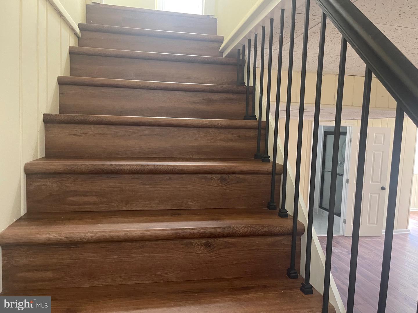 3111 MARL PAT DR, ALEXANDRIA, Virginia 22310, 4 Bedrooms Bedrooms, ,3 BathroomsBathrooms,Residential,For sale,3111 MARL PAT DR,VAFX2281276 MLS # VAFX2281276