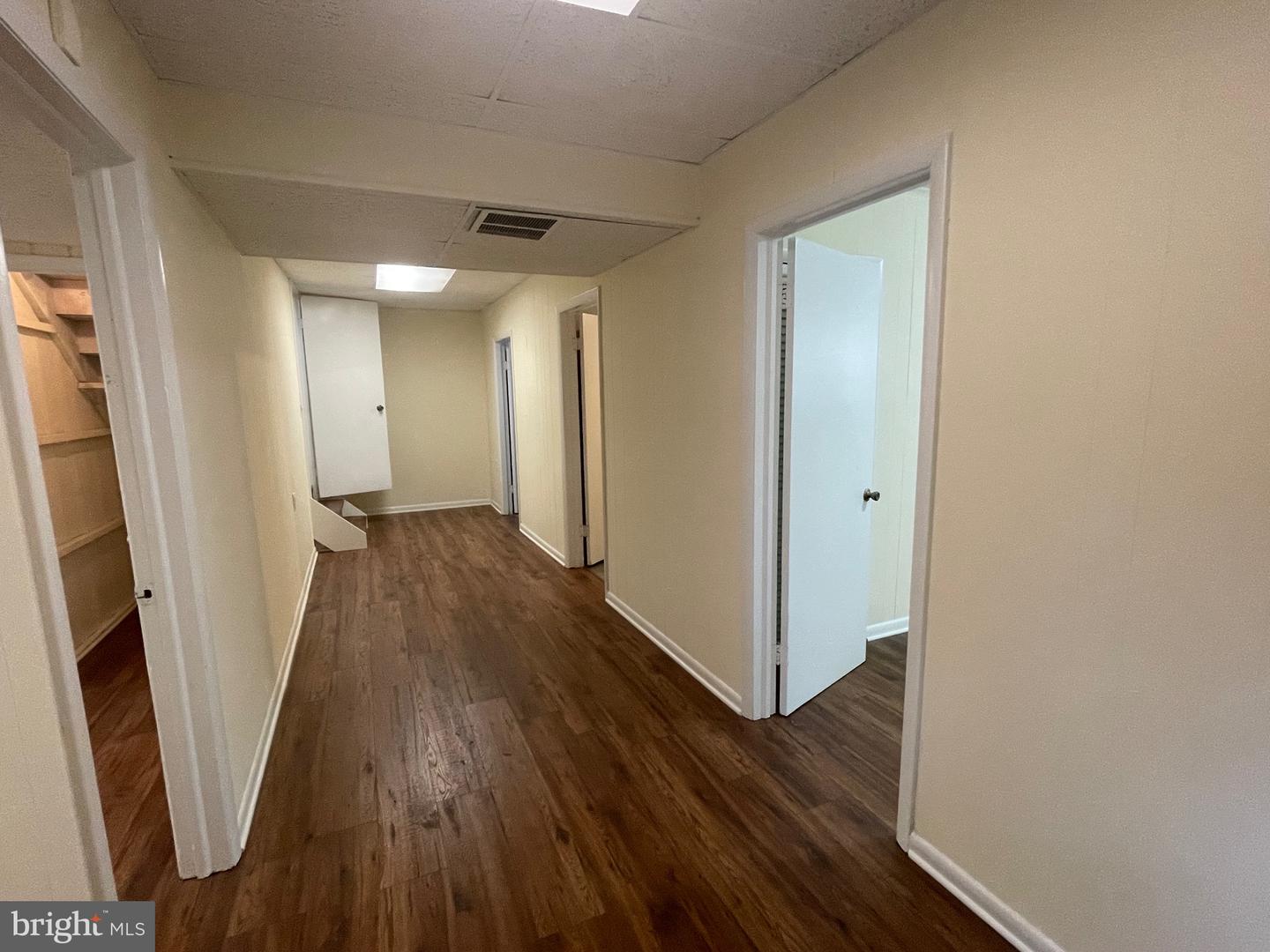 3111 MARL PAT DR, ALEXANDRIA, Virginia 22310, 4 Bedrooms Bedrooms, ,3 BathroomsBathrooms,Residential,For sale,3111 MARL PAT DR,VAFX2281276 MLS # VAFX2281276