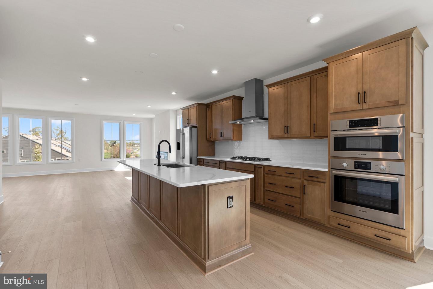 44506 LOWESTOFT SQ, ASHBURN, Virginia 20147, 3 Bedrooms Bedrooms, ,2 BathroomsBathrooms,Residential,For sale,44506 LOWESTOFT SQ,VALO2111884 MLS # VALO2111884