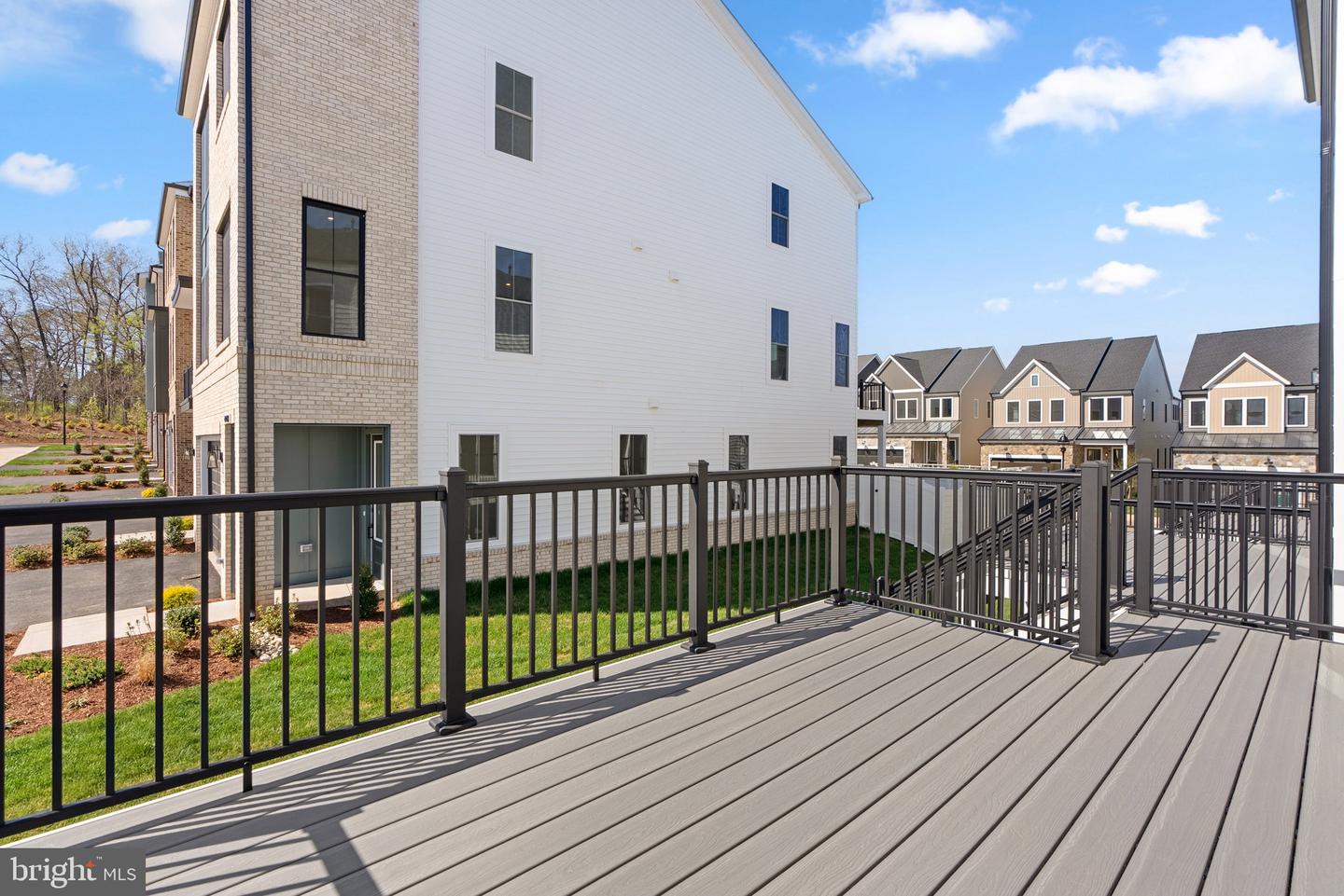 44506 LOWESTOFT SQ, ASHBURN, Virginia 20147, 3 Bedrooms Bedrooms, ,2 BathroomsBathrooms,Residential,For sale,44506 LOWESTOFT SQ,VALO2111884 MLS # VALO2111884