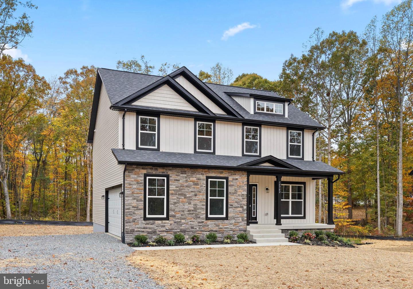 10902 THIEL CT, SPOTSYLVANIA, Virginia 22551, 4 Bedrooms Bedrooms, ,2 BathroomsBathrooms,Residential,For sale,10902 THIEL CT,VASP2037932 MLS # VASP2037932