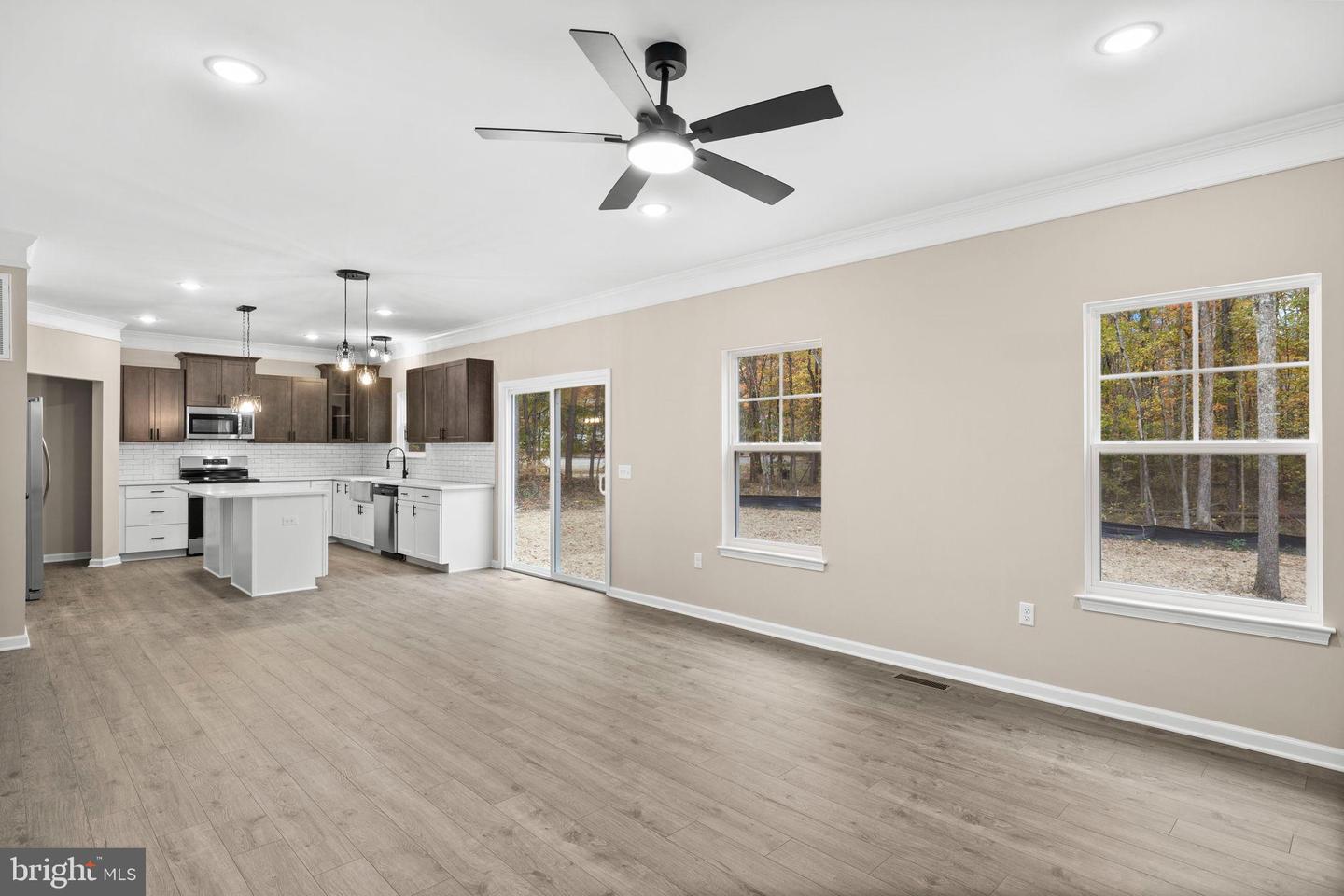 10902 THIEL CT, SPOTSYLVANIA, Virginia 22551, 4 Bedrooms Bedrooms, ,2 BathroomsBathrooms,Residential,For sale,10902 THIEL CT,VASP2037932 MLS # VASP2037932